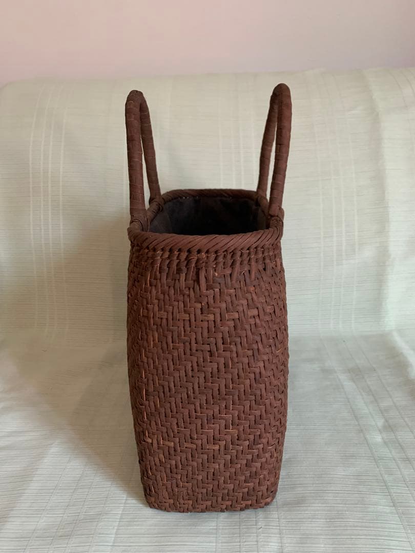 新品 長野産　極細3ミリ一番　柿渋2本飛び網代編み　山葡萄籠バッグ　サイズL