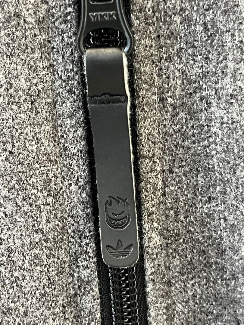 Adidas X Spitfire コラボパーカー M