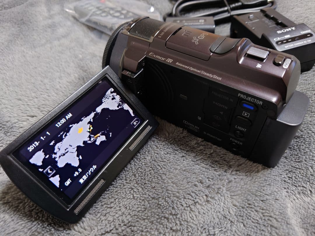 SONY HDR-PJ630 ビデオカメラ 本体、追加バッテリー、リモコン付