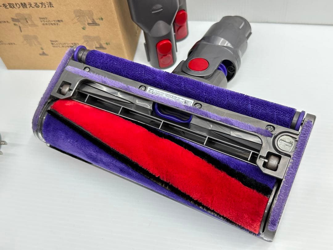 美品　ダイソン　掃除機　SV11 v7 slim 動作保証品　新品バッテリー付き