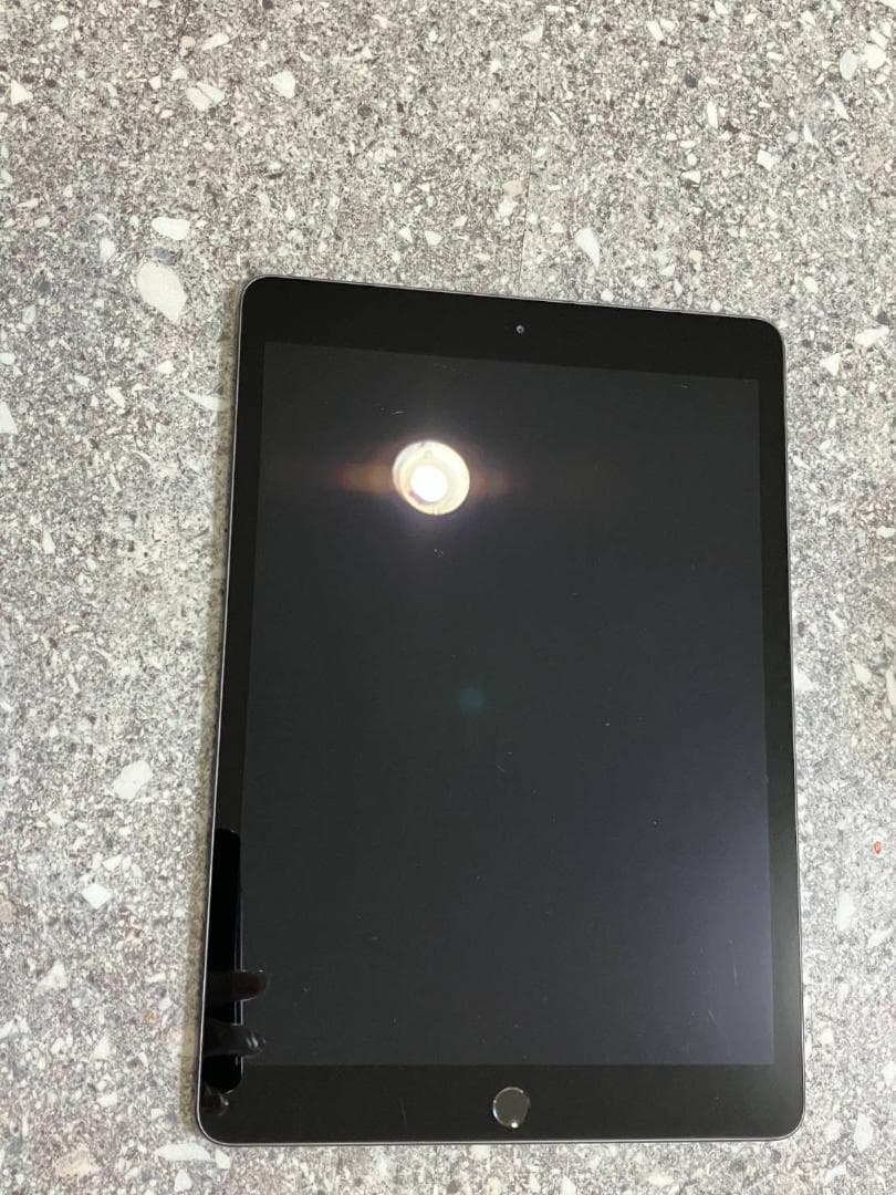 iPad 第8世代、Apple pencil第1世代(蓋なし） 箱なし