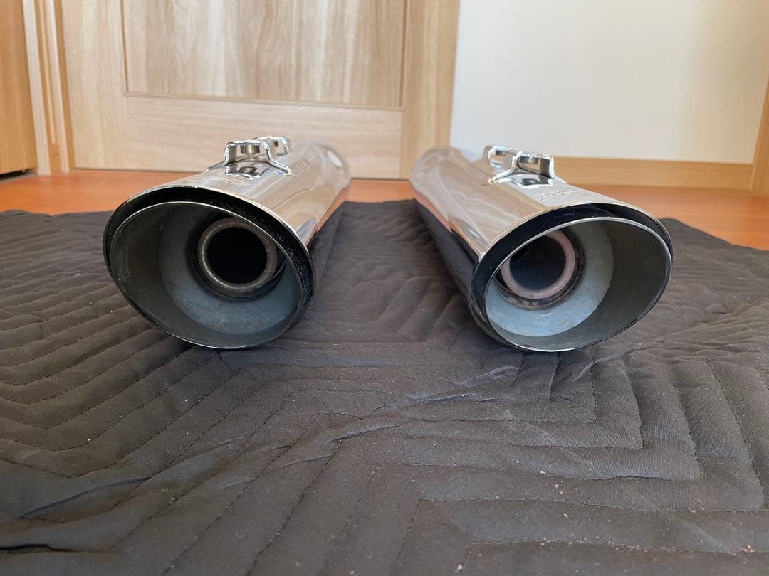 バンス＆ハインズ　ツインスラッシュ スリップオンマフラー ツーリング用