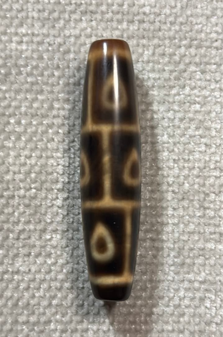 上肯天珠　仏心九眼天珠　1／送料込　匿名発送／チベット　天珠