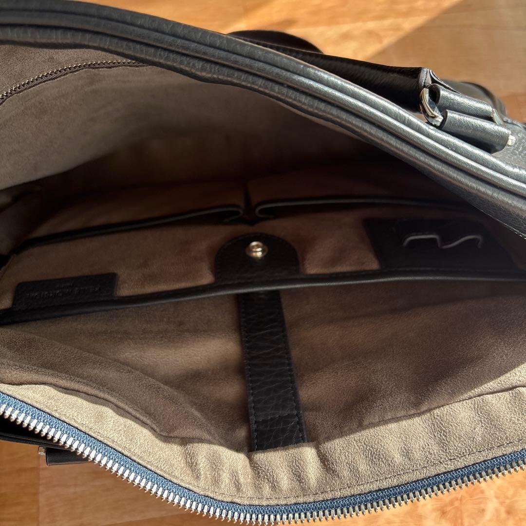 ネイビーレザー ビジネスバッグ