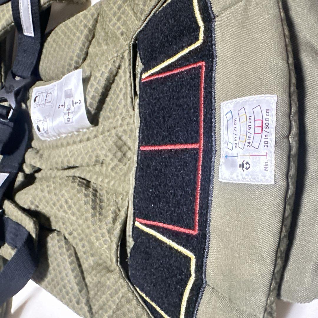 極美品 elgobaby OMNI breeze オリーブグリーン カーキ