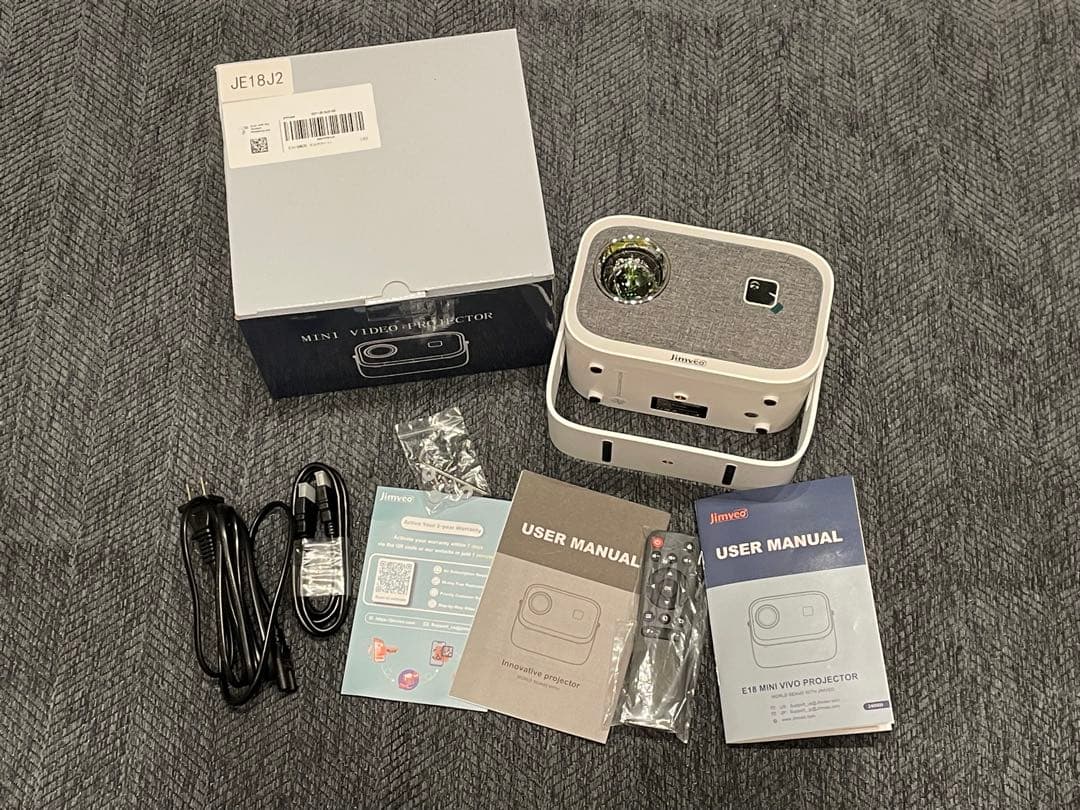 Jimveo MINI VIDEO PROJECTOR 本体