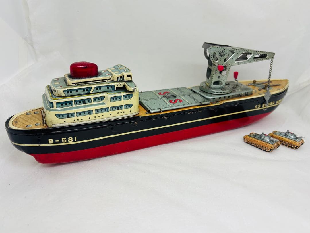 モ*ガ様 萬代屋バンダイ当時物ブリキSS SILVERMARINER軍用輸送船1