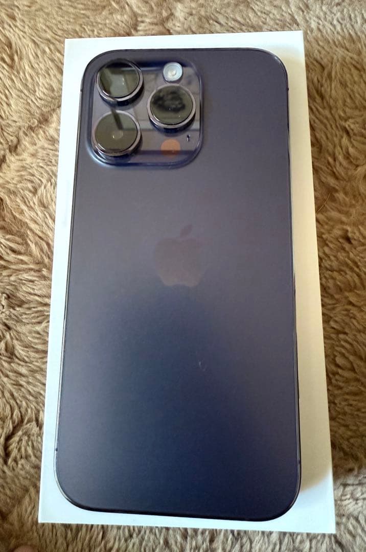 Apple iPhone 14 Pro ディープパープル　本体