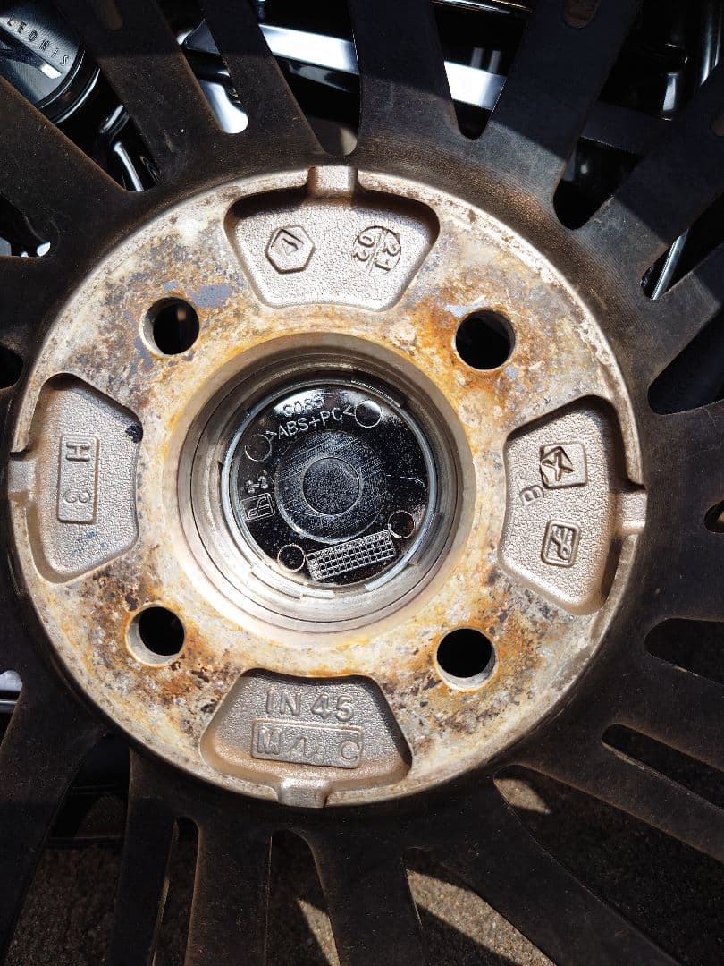 １６インチ　タイヤアルミ４本セット