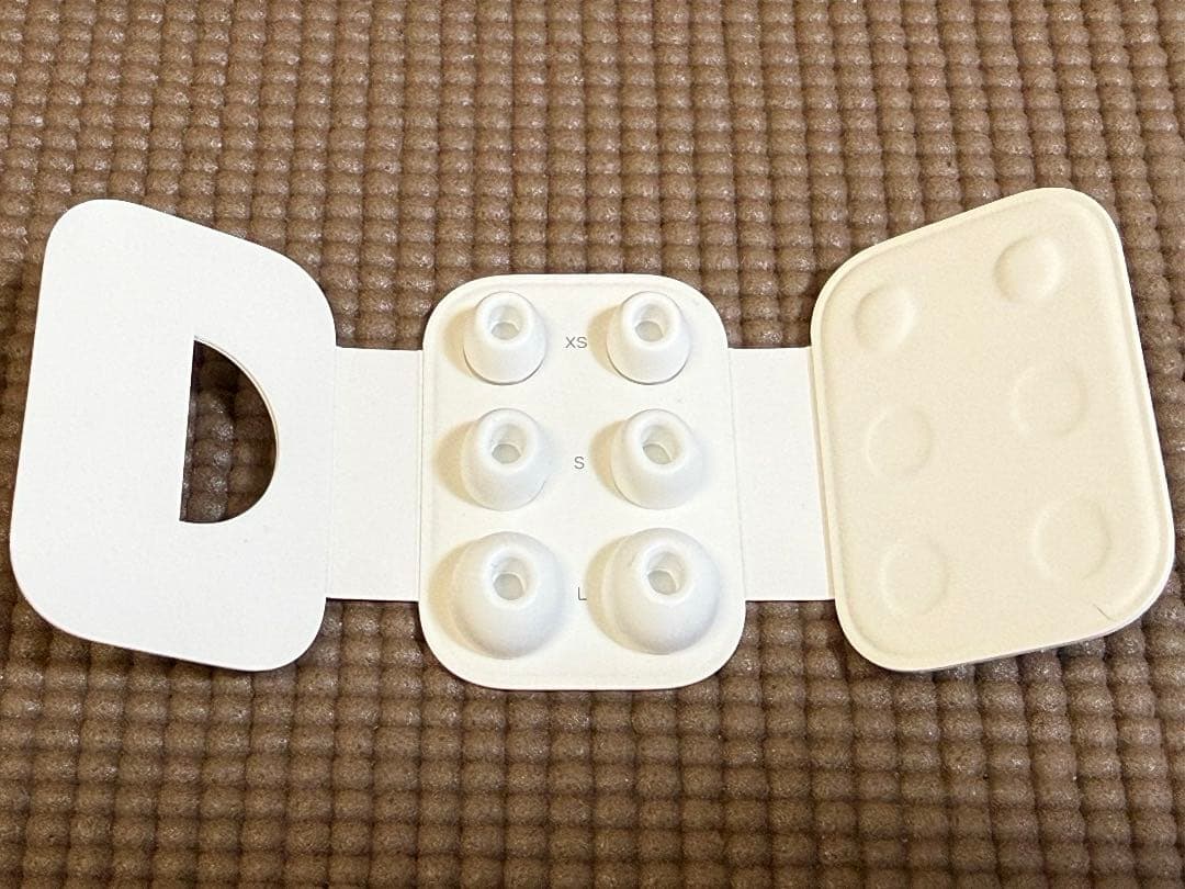 AirPods Pro2 本体 ​​​​MagSafe充電ケース（USB-C）