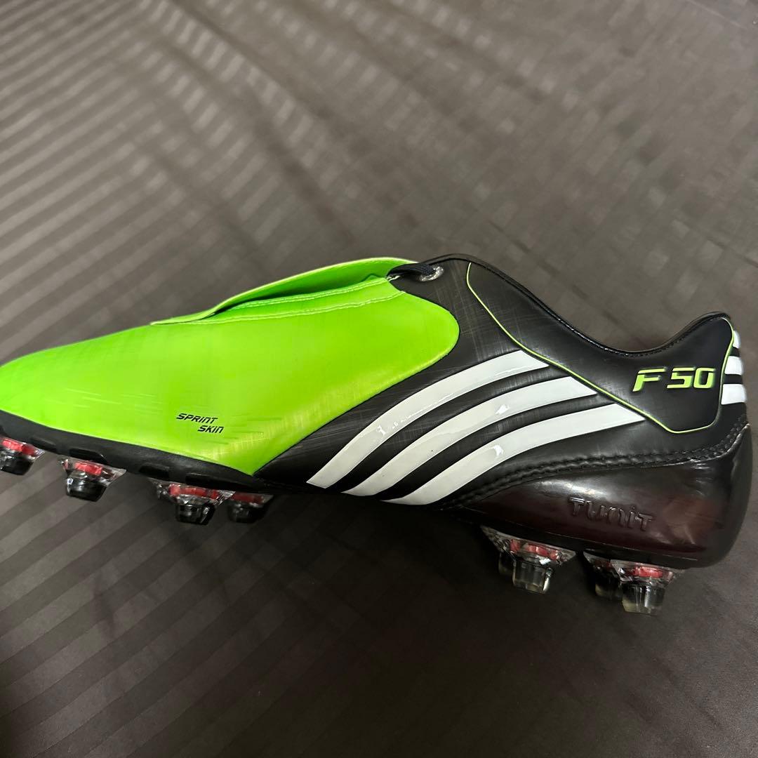 メッシ　直筆サインスパイク　バルセロナ　アルゼンチン代表　当選書付　アディダス