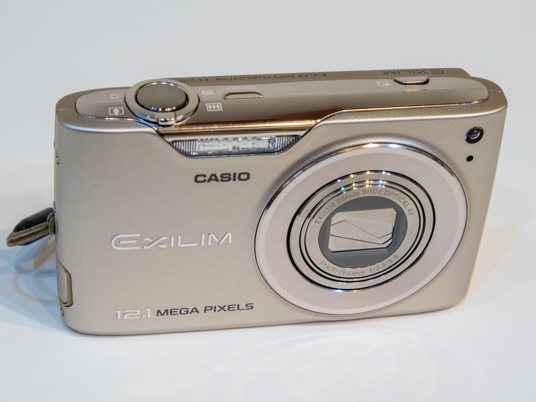 CASIO カシオ　EXILIM EX-Z450　コンデジ