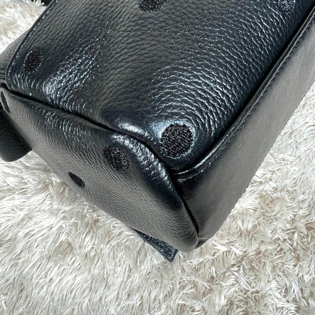 極美品✨　BEARDSLEYビアズリー　ドットボディバッグ　ブラック