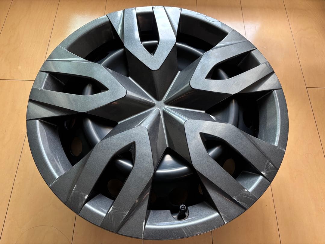 【送料込み】トヨタ60系プリウス 純正スチールホイール