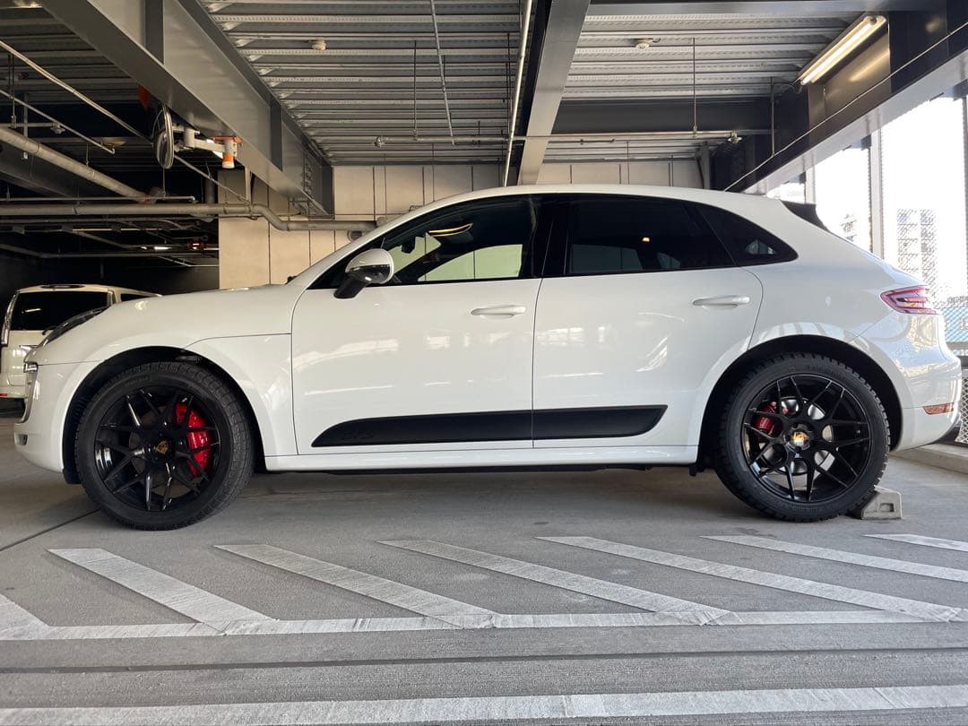 マカン専用設計ホイール 20インチ スタッドレス バリ溝付き 4本セット