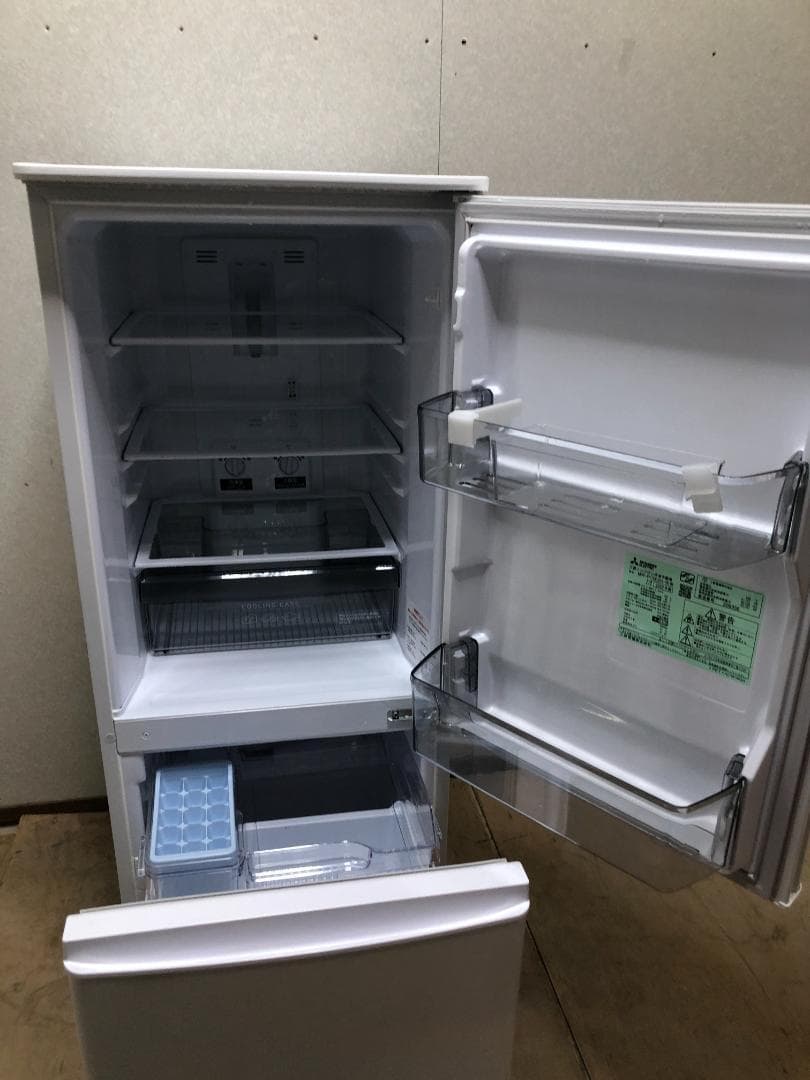 【送料込み】三菱　ホワイト 2ドア冷蔵庫 146L 2022年製