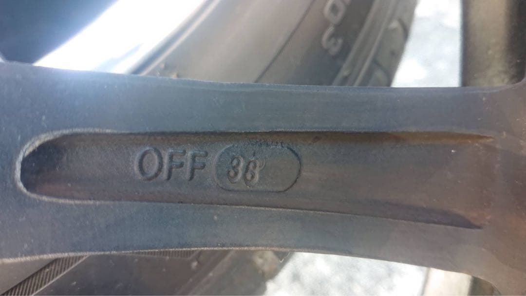 19インチ ホイールタイヤセット 商品引き取りの場合15000円にてご対応可能