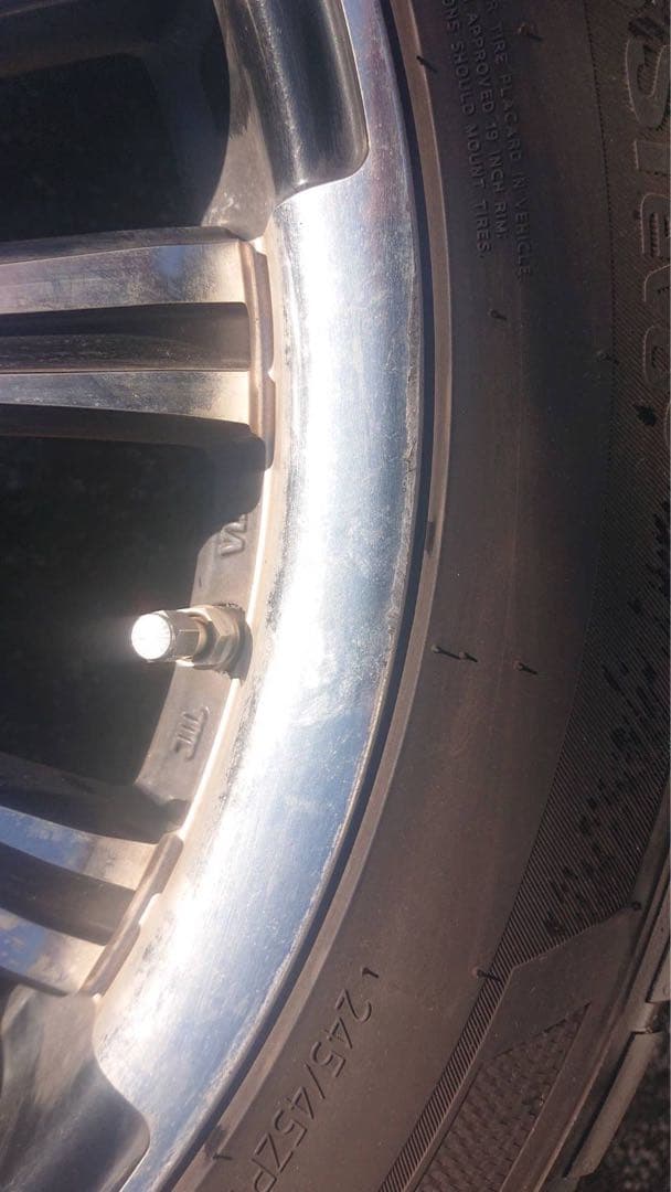 19インチ ホイールタイヤセット 商品引き取りの場合15000円にてご対応可能