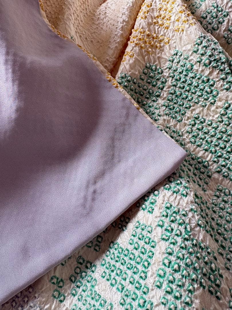 ❤️袷正絹小紋　クリームyellowの￼総絞り　　新品畳紙付き