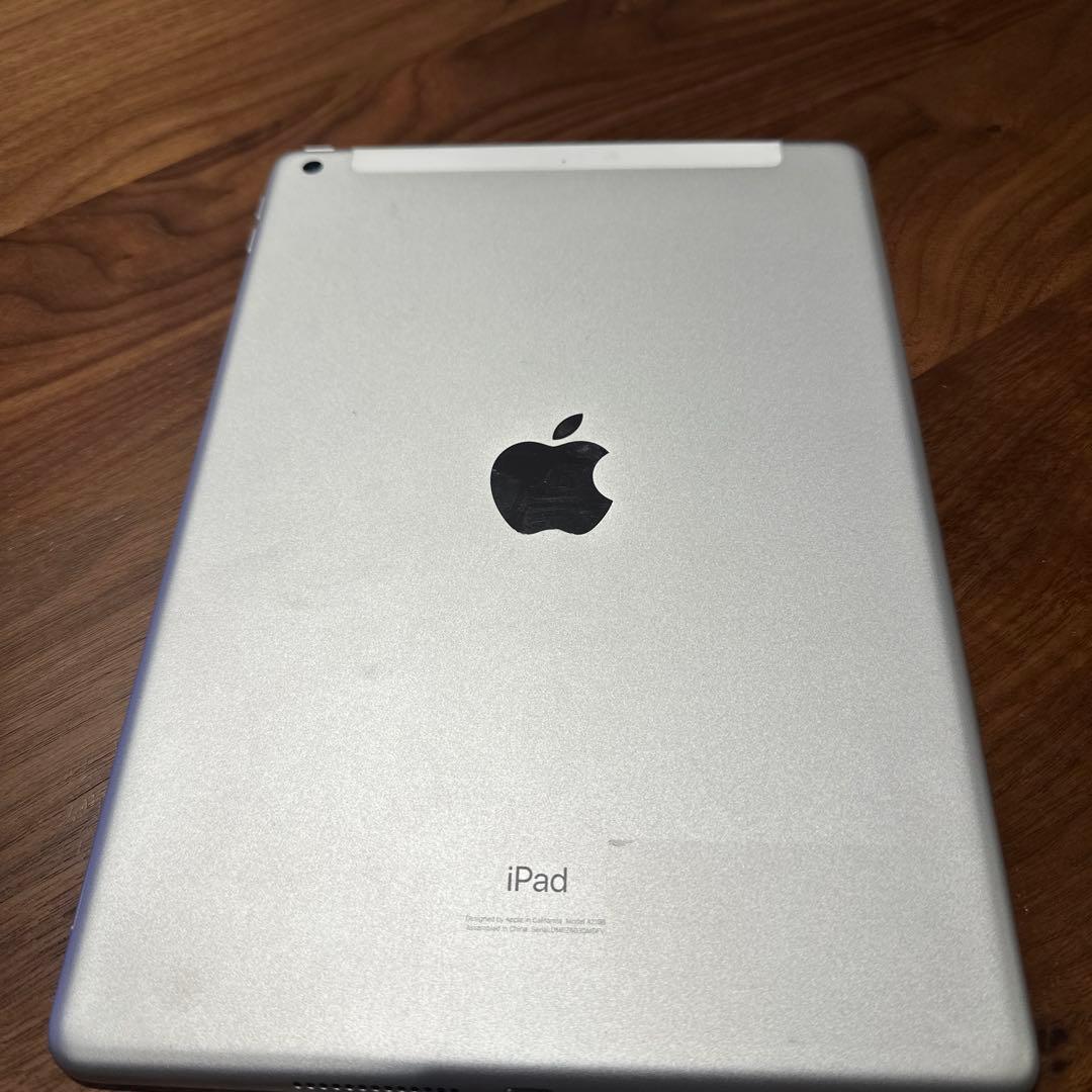 iPad 第7世代　32G
