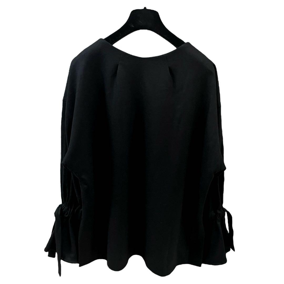 良品　ebure ウール　プルオーバー　V首　ブラウス　リボン　フレアスリーブ