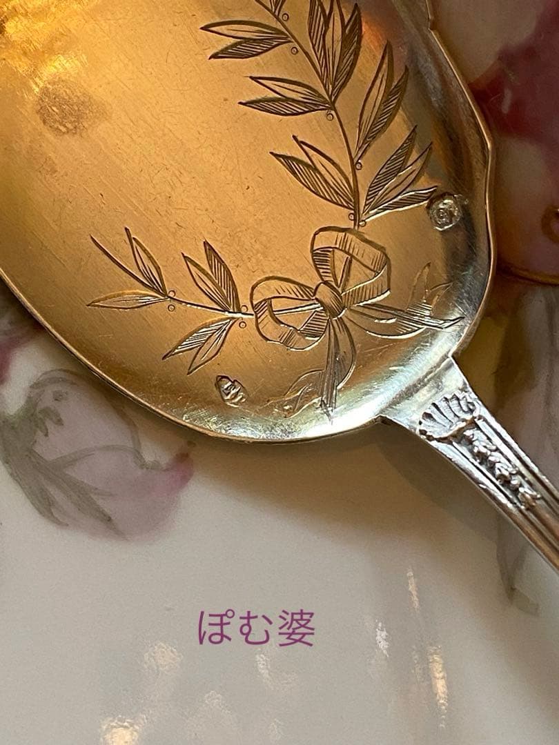 【ピュイフォルカ】純銀／アイスクリームスプーン／ポンパドール※彫有り２＋無し１