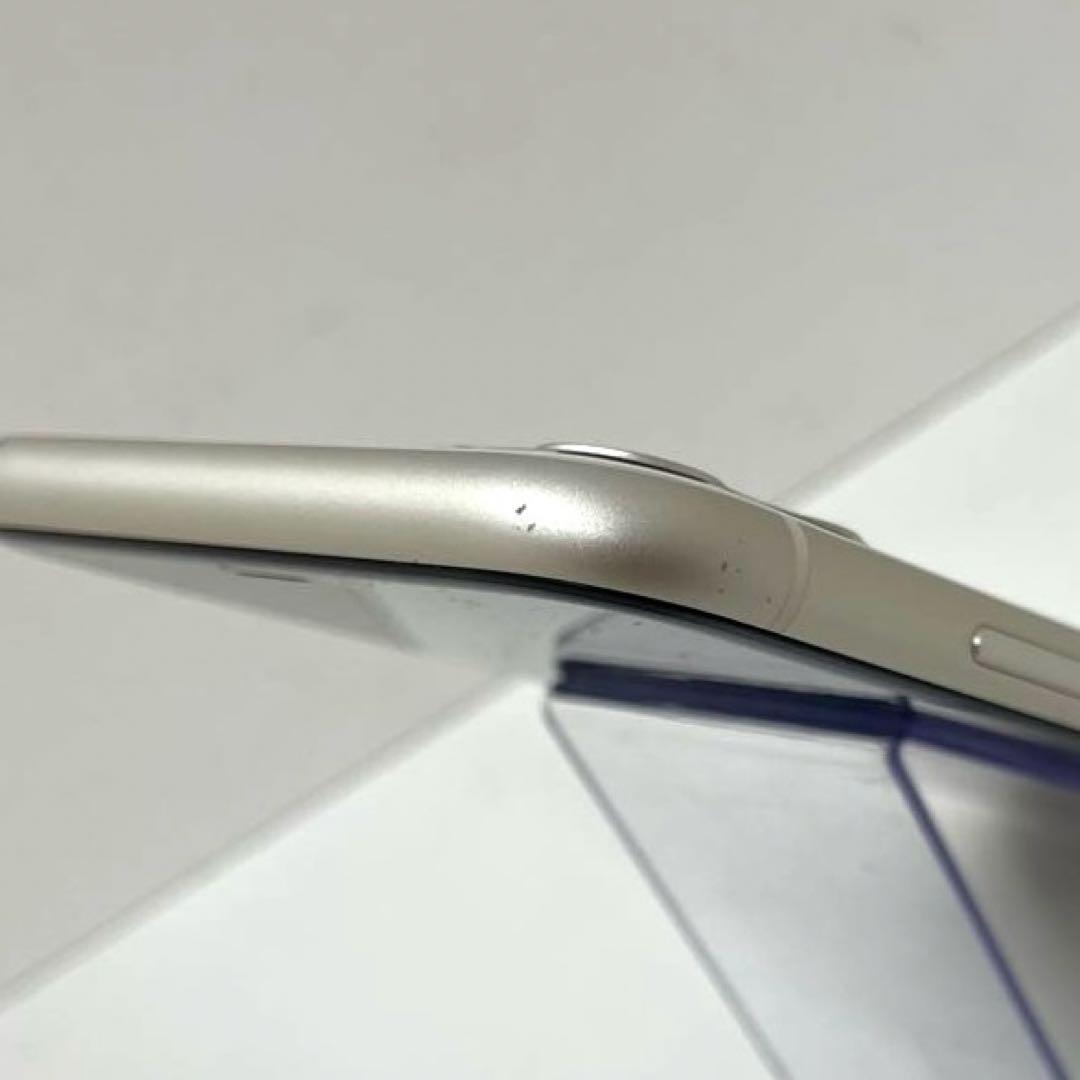 Apple iPhone 11 128GB ホワイト docomo ジャンク品