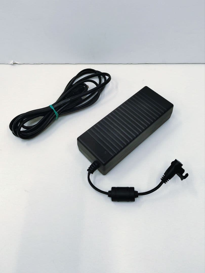 NITORI ニトリ 4モーター 電動リクライニング パーソナルチェア LE01