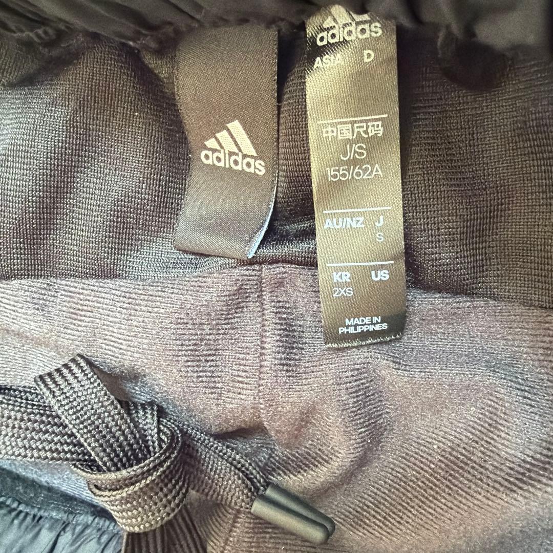 adidas ジャージ上下セット 黒 フード付き　レディース　S