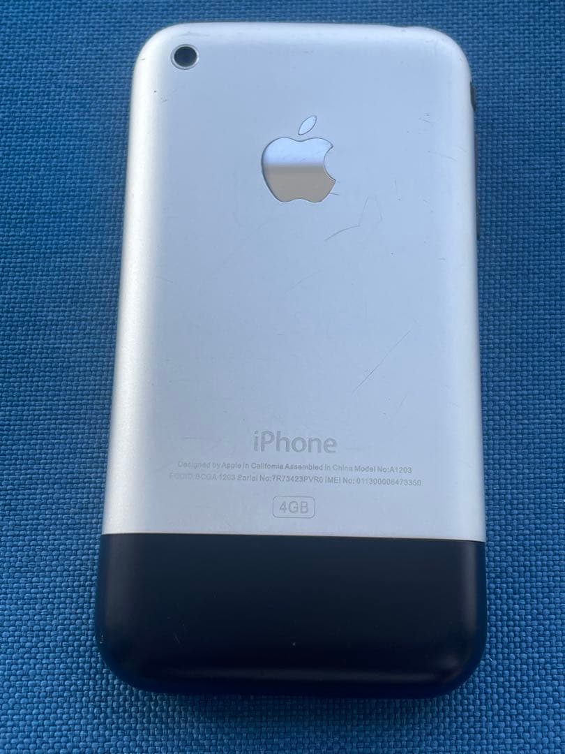 iPhone 2G 日本未発売　4GB 美品　初代　第1世代