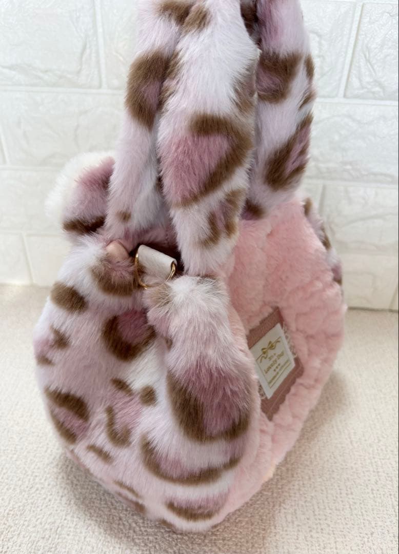 ね*】様 コヤンイサムチョン　ファーバッグ　ルミちゃん　ヒョウ柄ピンク　うさちゃ