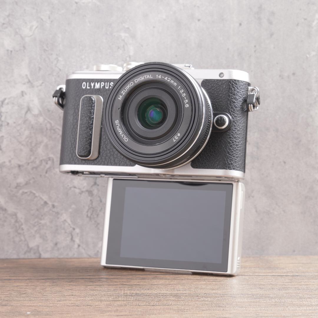 ✨美品✨自撮りOK✨Wi-Fi✨OLYMPUS PEN E-PL8　771-1