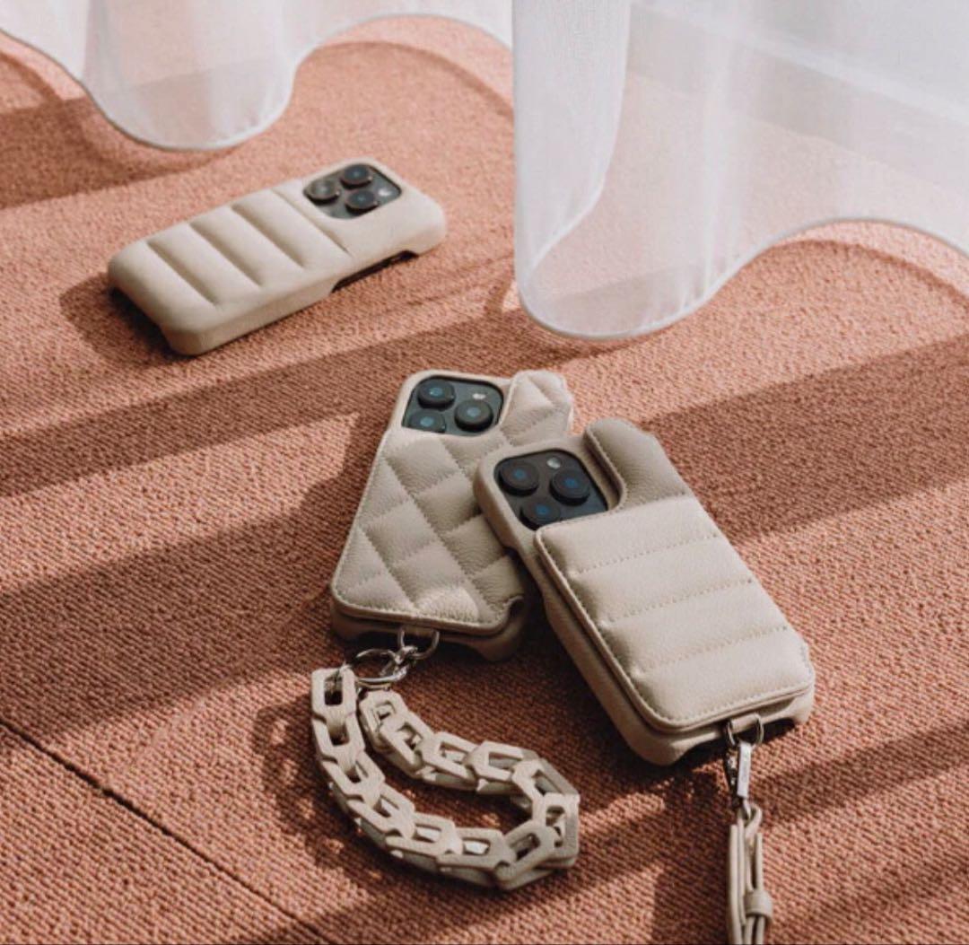 新品未使用【DEMIU】iPhone17Proストラップセット