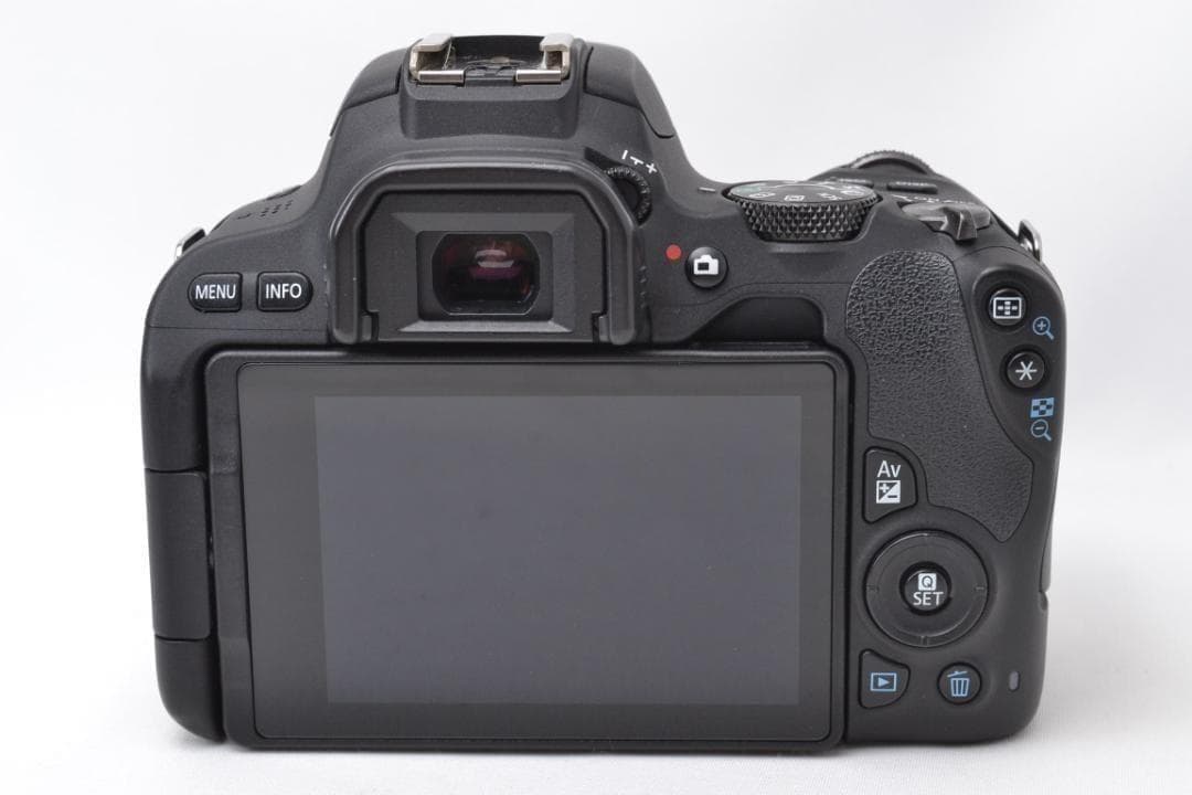 ■ 美品 ■ キャノン　Canon Kiss X9 レンズキット