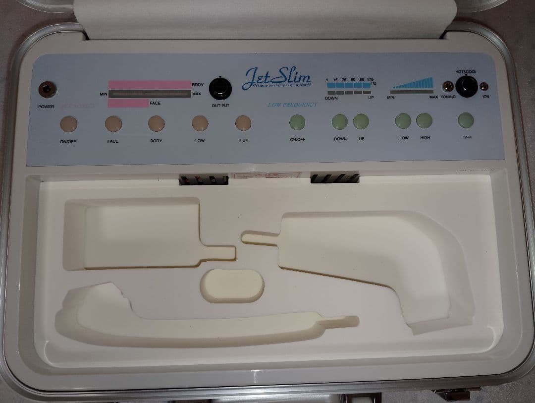 未使用個人保管■ジェットソニック3多機能美容器41万■