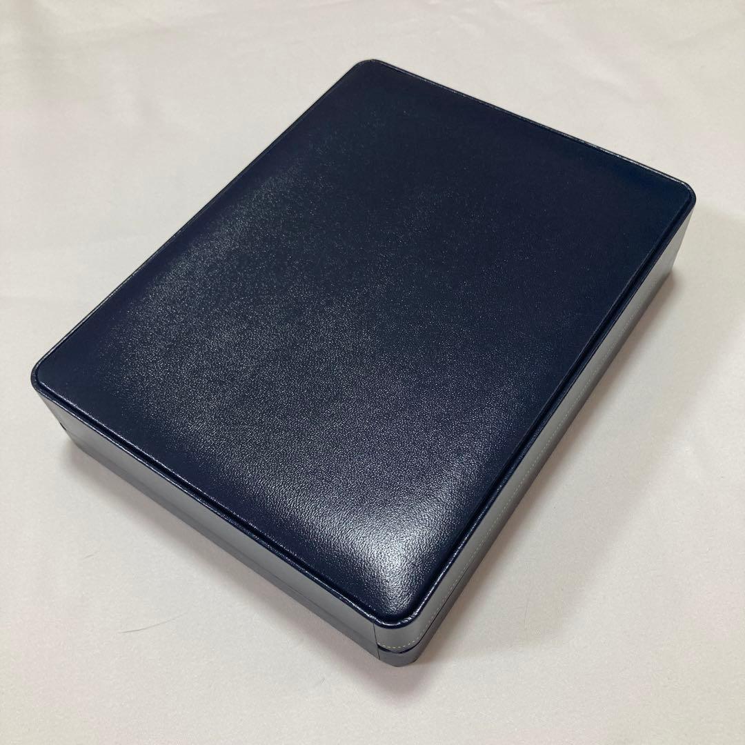 美品　タサキ　TASAKI　ネックレスケース　空箱　クロス付き