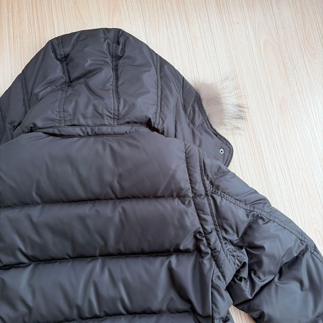 新品 バーバリーブラックレーベル ダウンジャケット Sサイズ 三陽商会 未使用