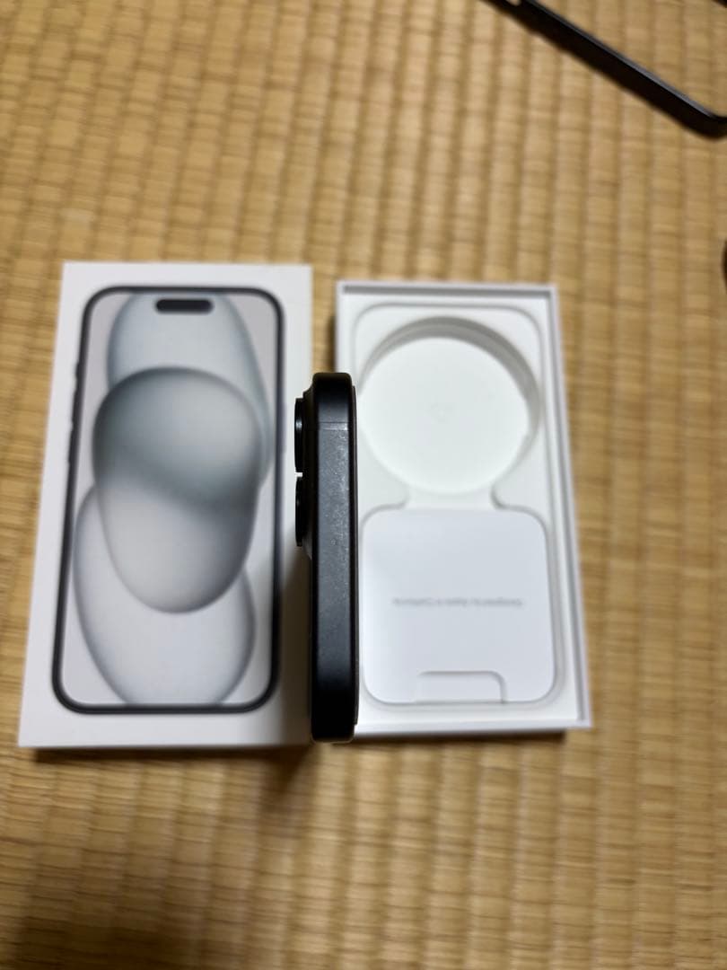 Apple iPhone 15 ブラック 128GB