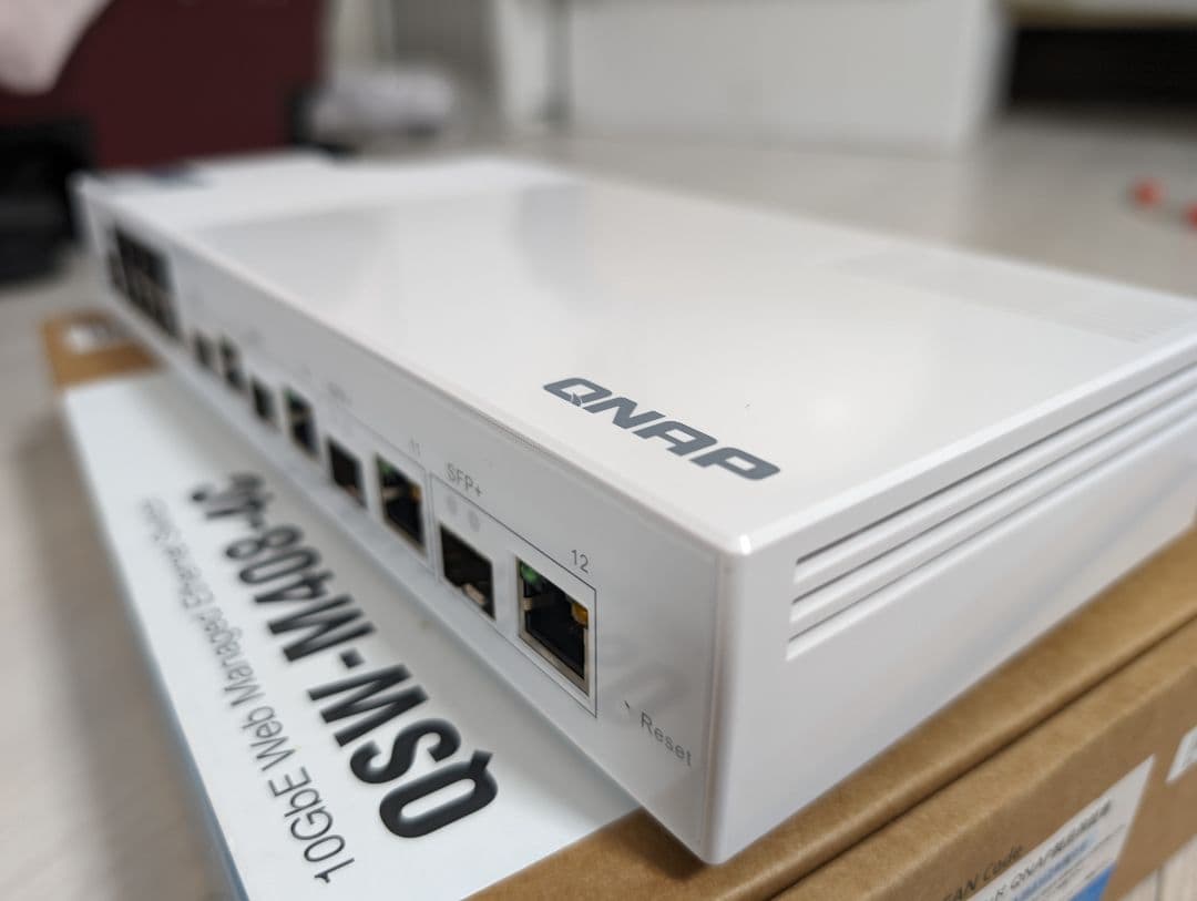 【10GbEを4ポート搭載】QSW-M408-4C QNAP