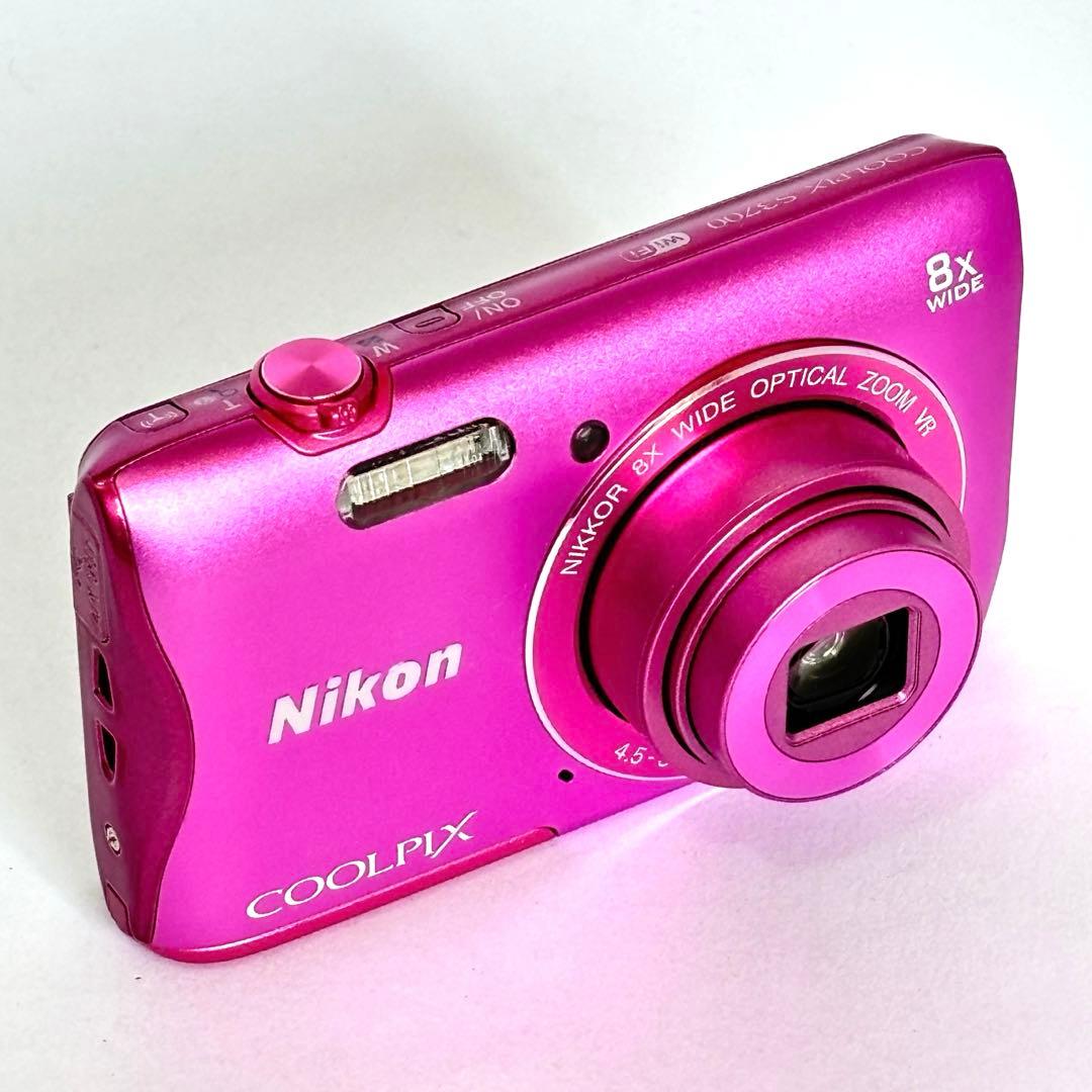 【美品】Nikon COOLPIX S3700 ニコン デジカメ　SDカード付