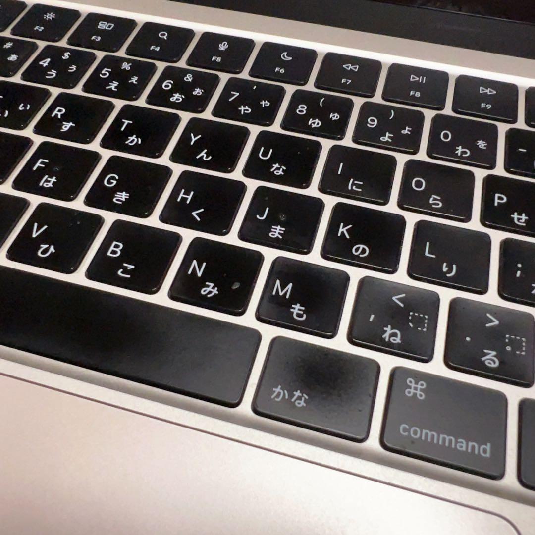 Macbook Air 2022 M2 13.6インチ 16GBメモリ 1TB