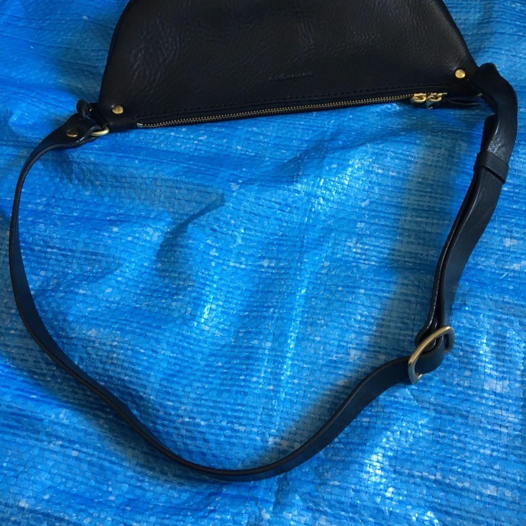 analogico　アナロジコ　ボディバッグ