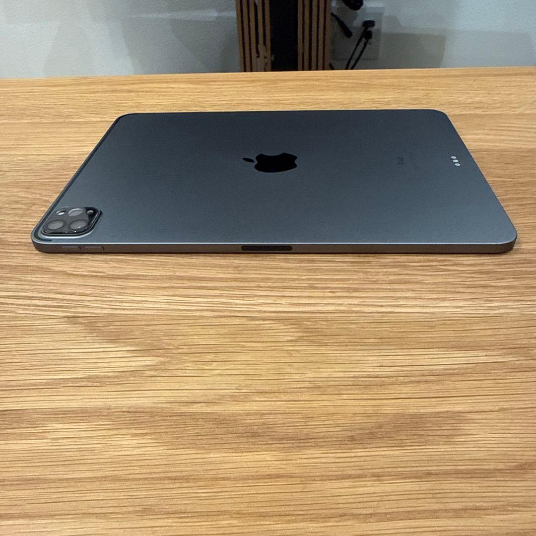 ★美品★Apple iPad Pro 11インチ 第二世代 WiFi 128gb