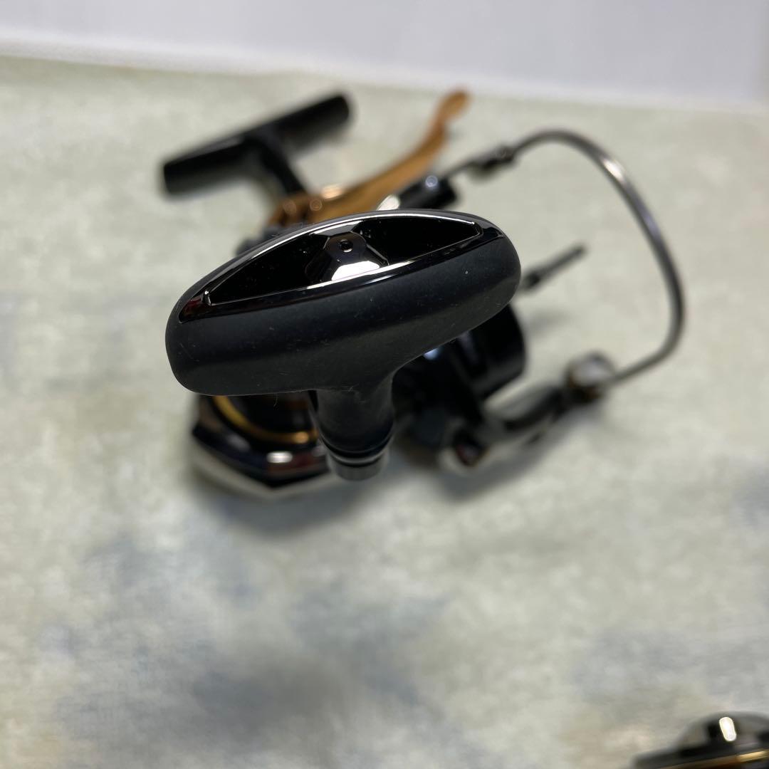 リール Daiwa 22TOURNAMENT ISO 2500XH-LBD