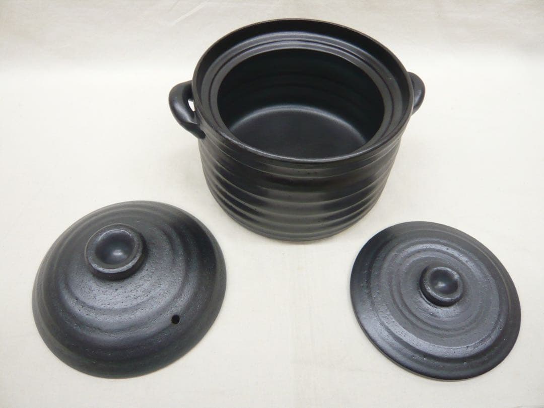 『萬古焼 二重蓋使用の3合炊きご飯釜 黒釉メタル』ガス・IH対応
