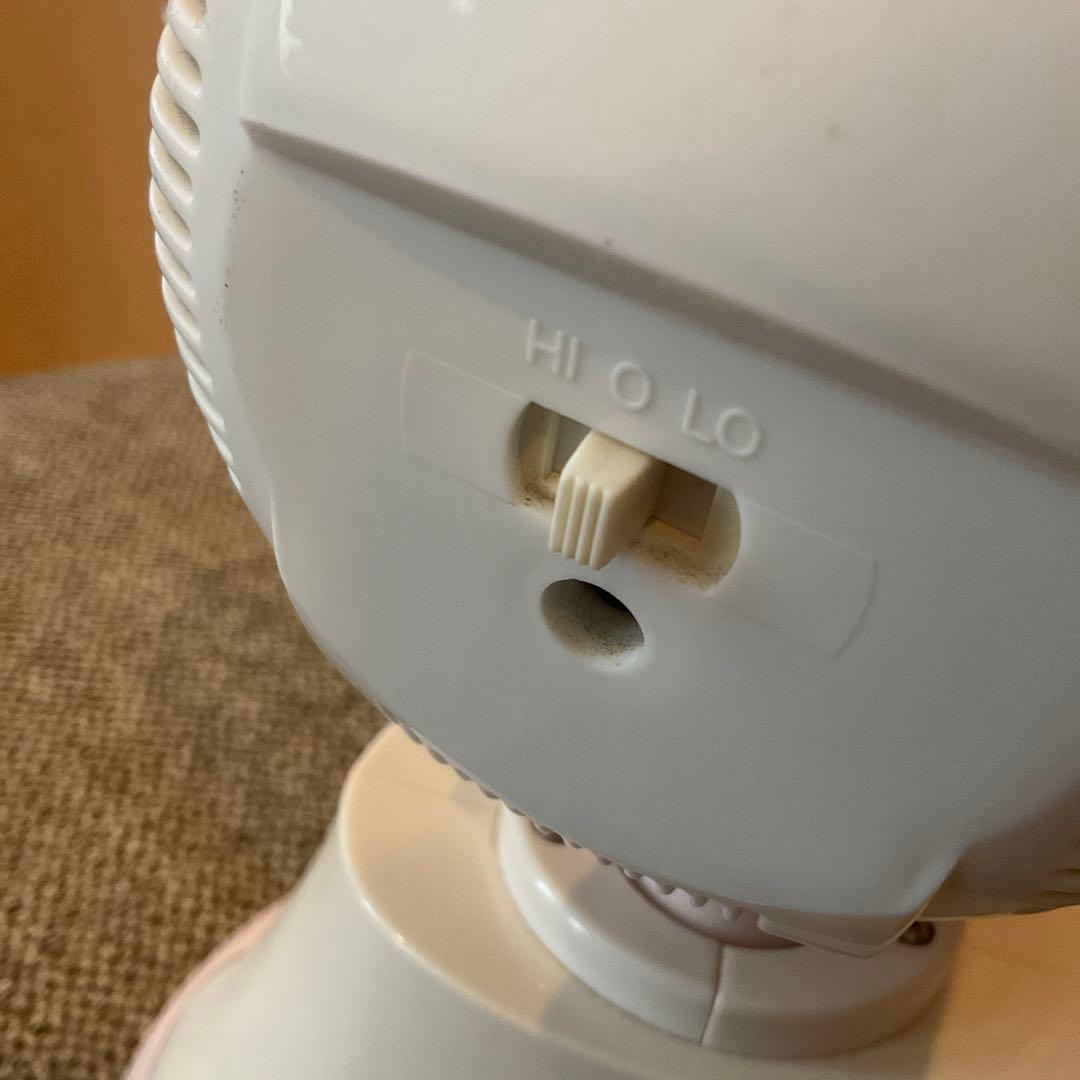 し*❌様 チャーミーキティ　扇風機　ピンク　06年製　羽根18㎝　風:強弱　首振