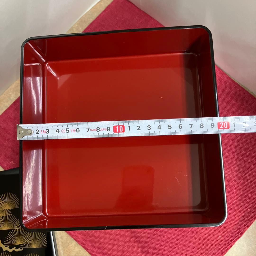 お値下げしました。会津塗黒金老松松竹梅3段重箱