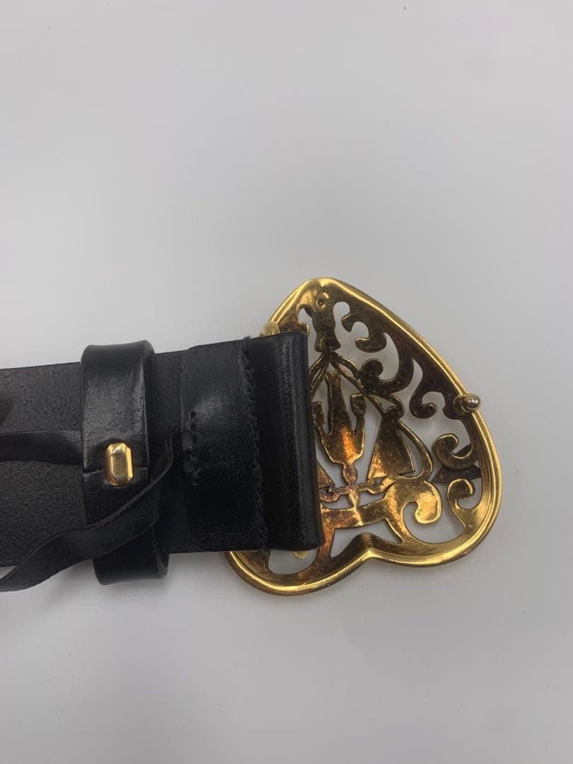 グッチ GUCCI ベルト レザー ハート ロゴ ゴールド P55