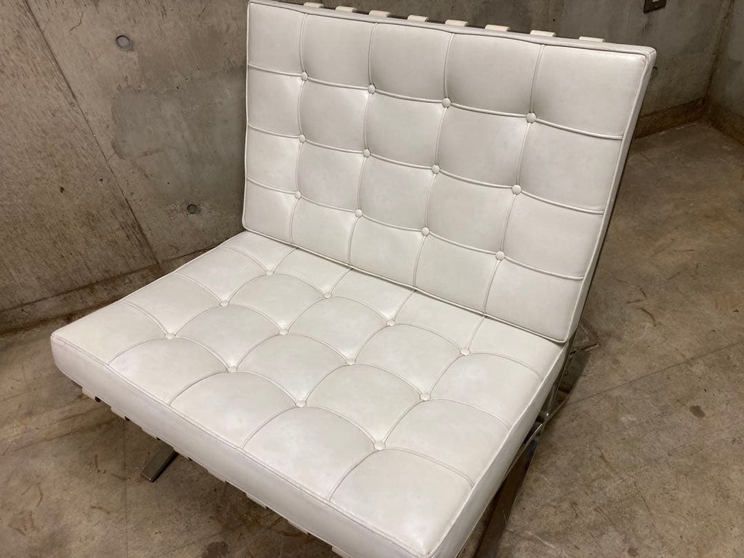 定価160万! 名作 良品 正規Knoll 白 バルセロナ チェア②オットマン