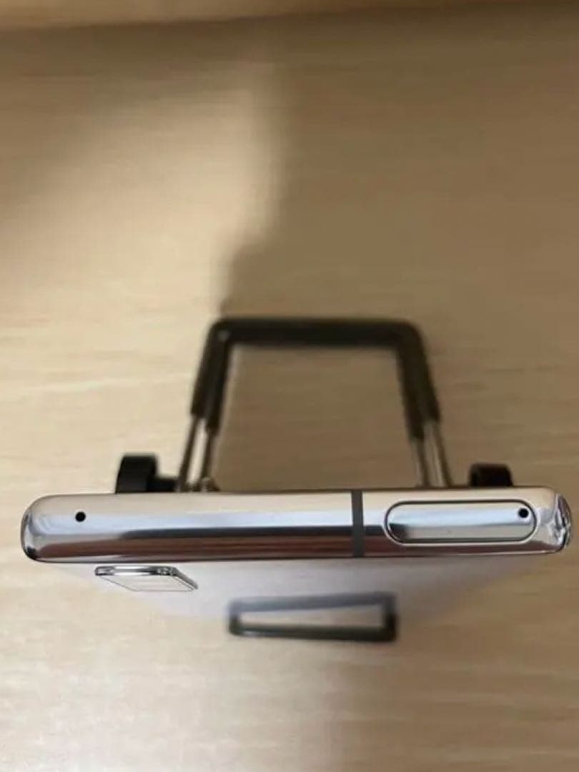 arrows NX9 5G (F52A)ホワイト 128GB 本体